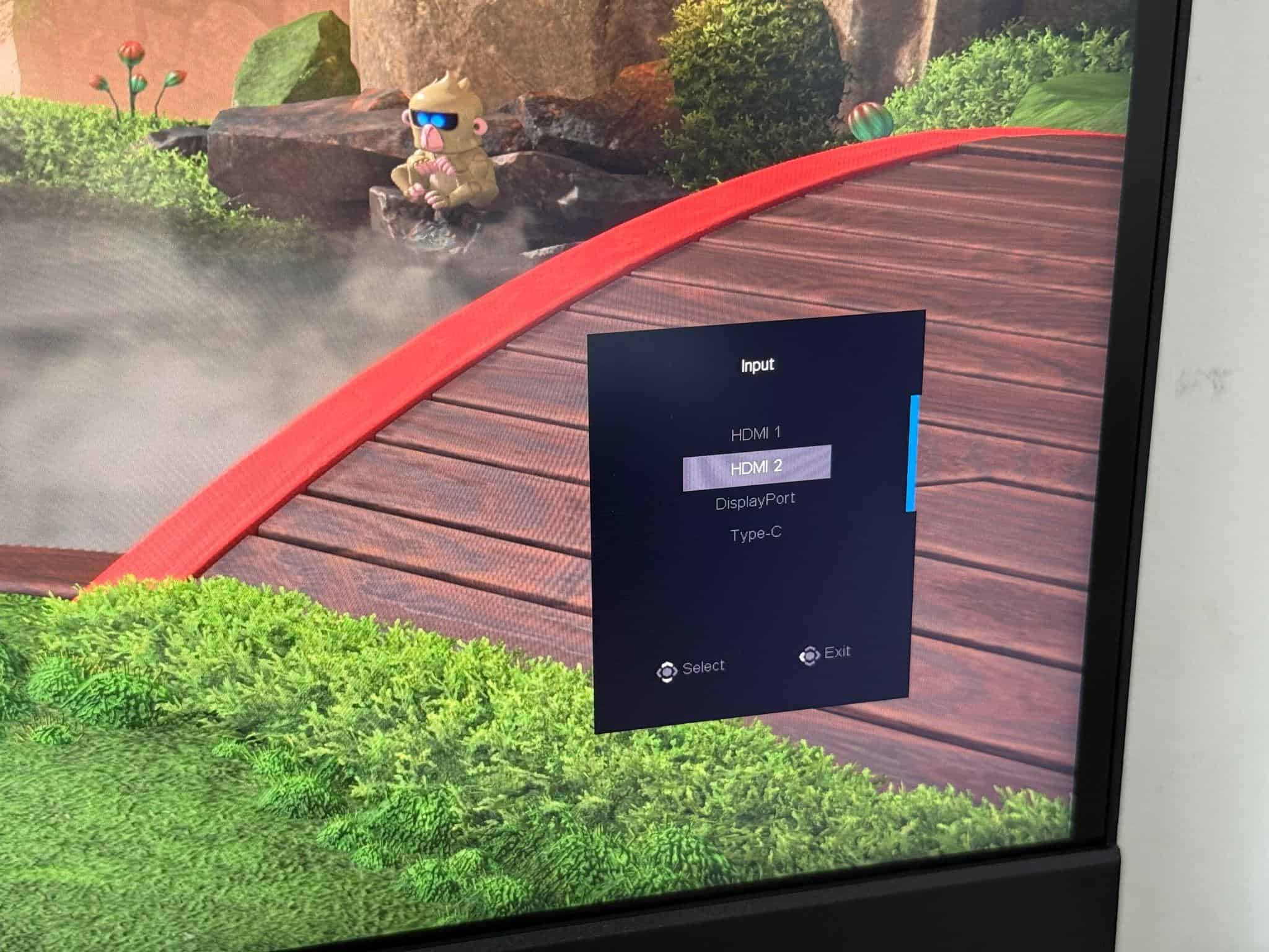 Multiple inputs for a desktop monitor – what a concept.
