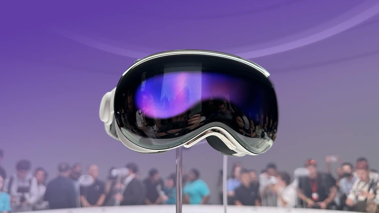 Futuristic headset with reflective lenses displayed prominently against a blurred crowd, featuring a gradient purple background.