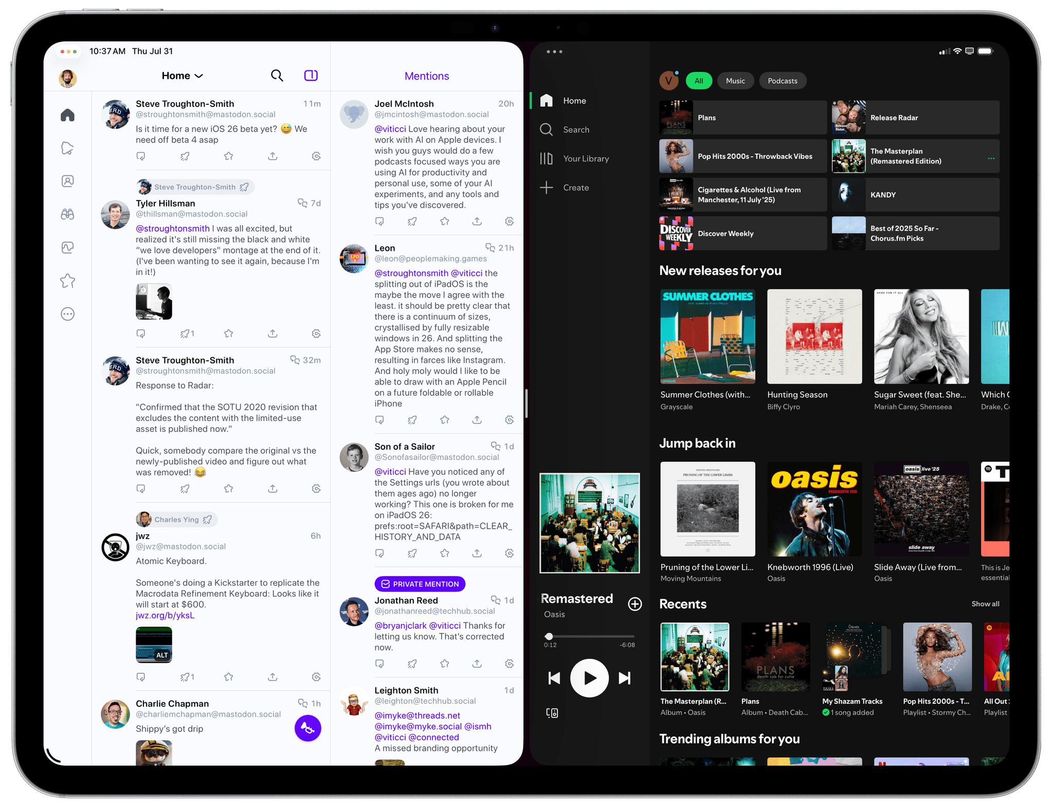 Split View may be gone, but you can replicate it with iPadOS 26's windowing.
