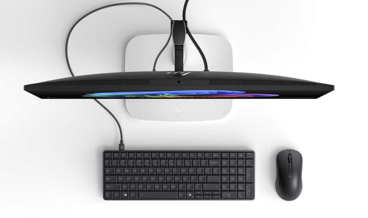 HP EliteBoard G1A  with USB on desk with monitor
